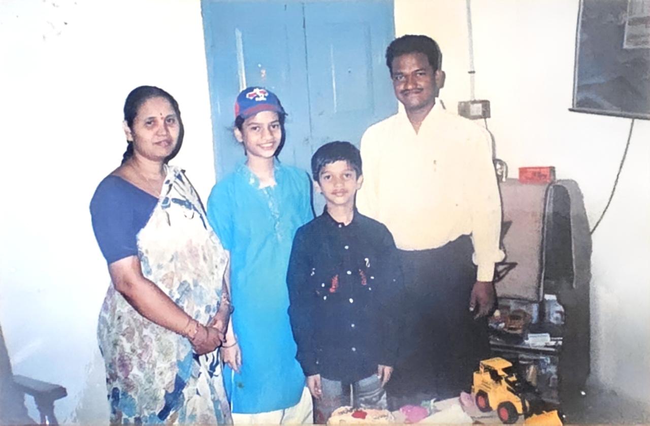 Ganji Krishna Murthy family of four - with wife and children during early years